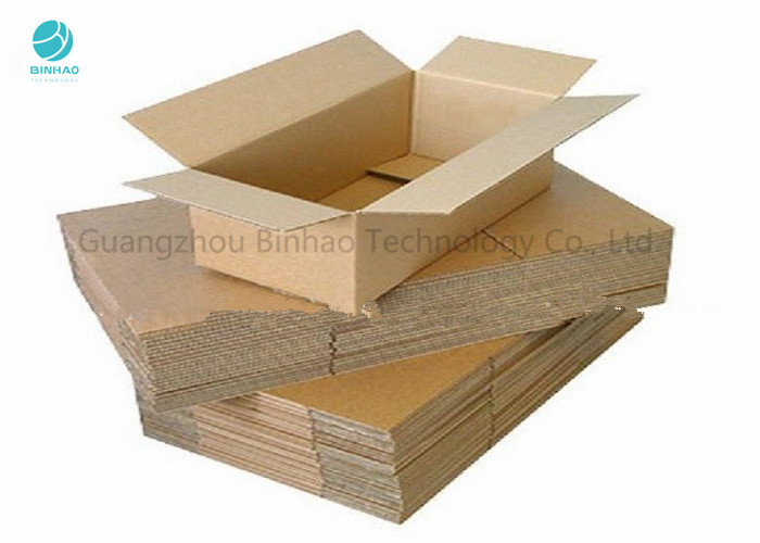 بسته بندی جعبه مقوایی جعبه ای با برچسب های حمل و نقل پرینت شده