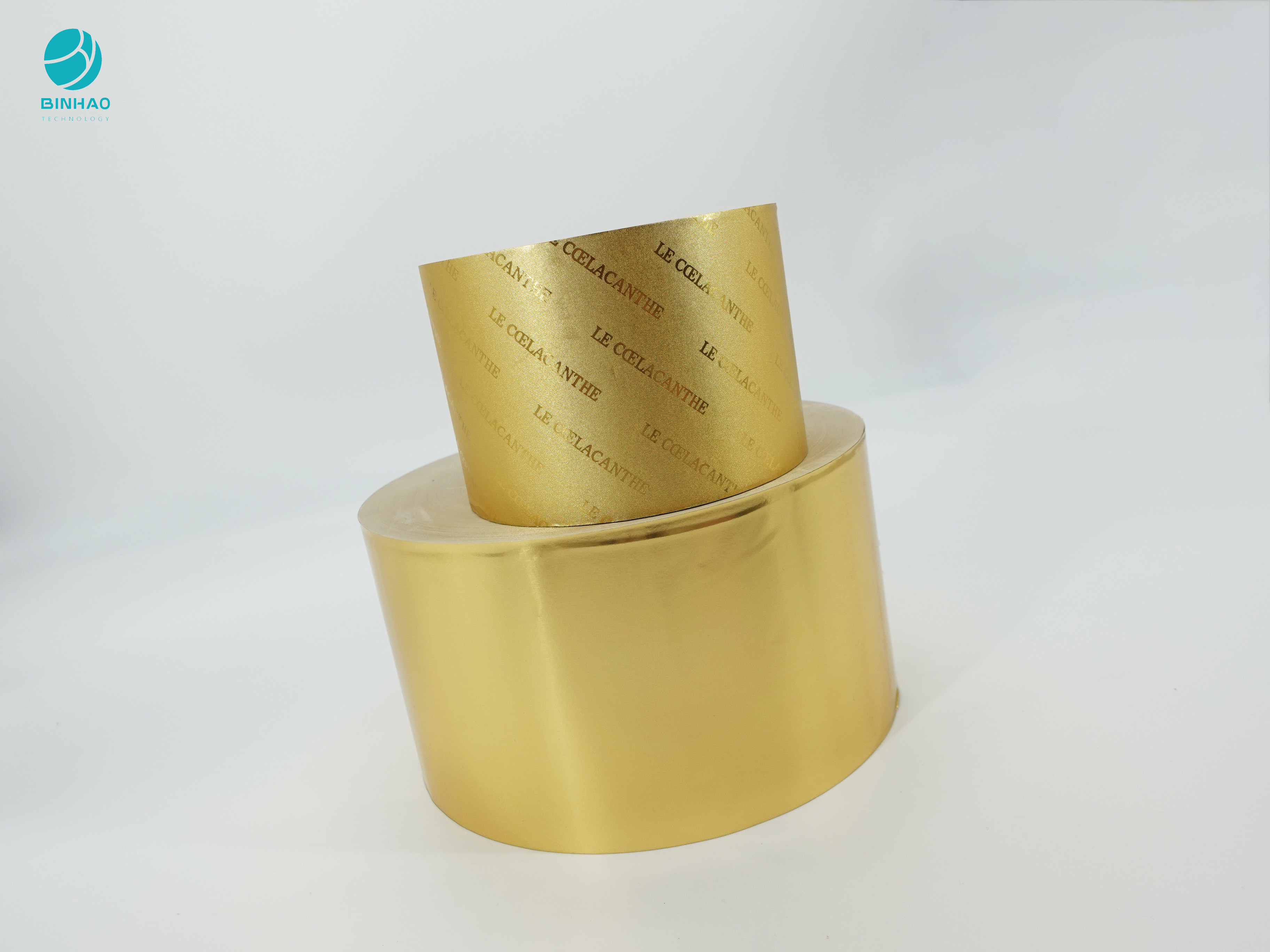 کاغذ فویل فویل آلومینیومی طلایی آرم برجسته سطح صاف برای بسته بندی سیگار